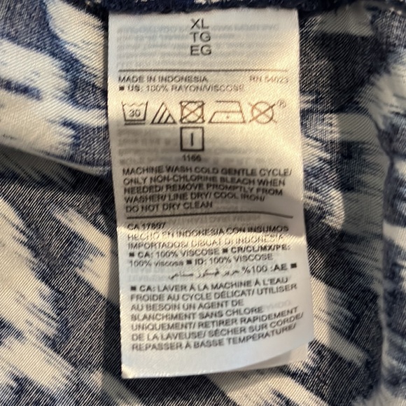 Old Navy tank blouse XL navy/white - Picture 5 of 5